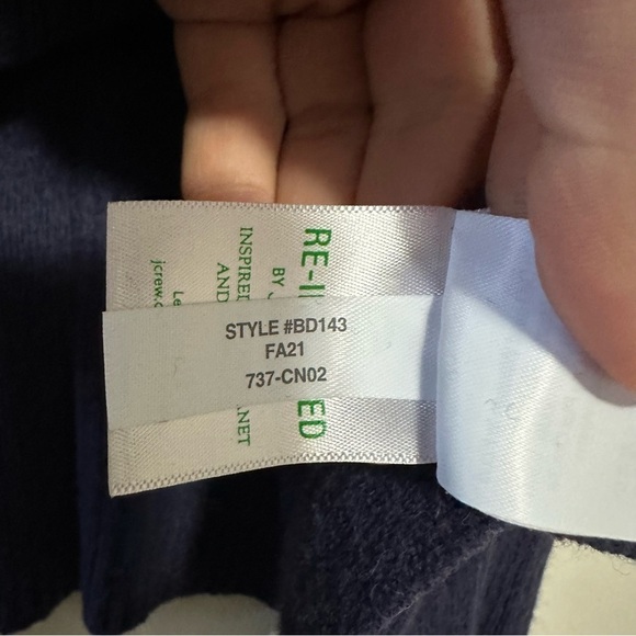 J Crew Turtleneck Sweater in Supersoft Merino Alpaca Yarn - Picture 7 of 8